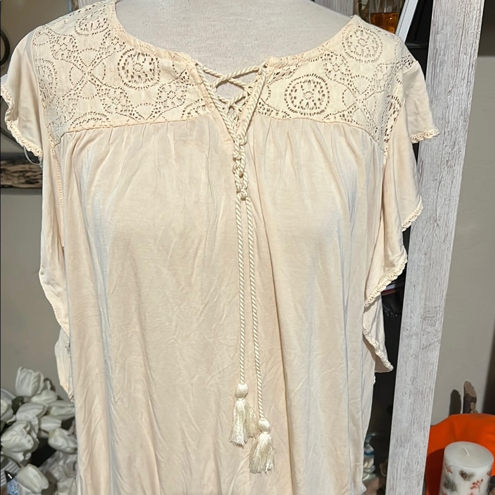 Elegant Cream Lace Detail Women's Top 2X